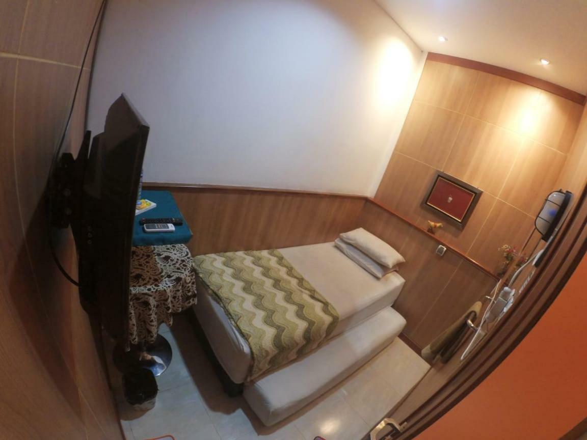 โรงแรมเดอะ เคบิน ยอกยาการ์ตา ภายนอก รูปภาพ